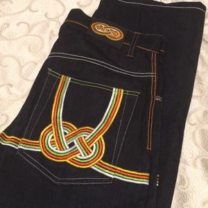 Size 36 X 32 Dark blue Evolution in design jeans.